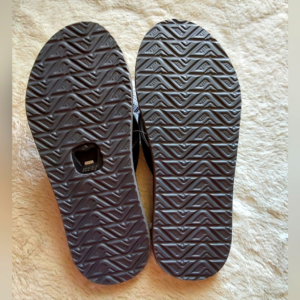 🌺 NWT Men's REEF Black Yoga Foam Flip Flops - Picture 7 of 10